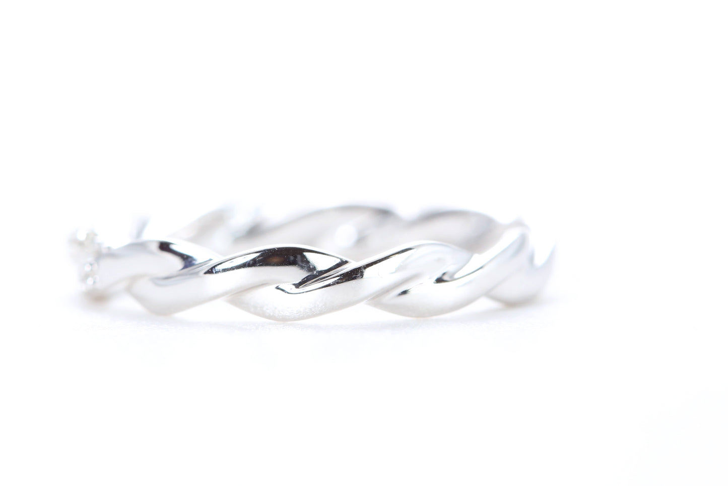 Twist Diamond Ring