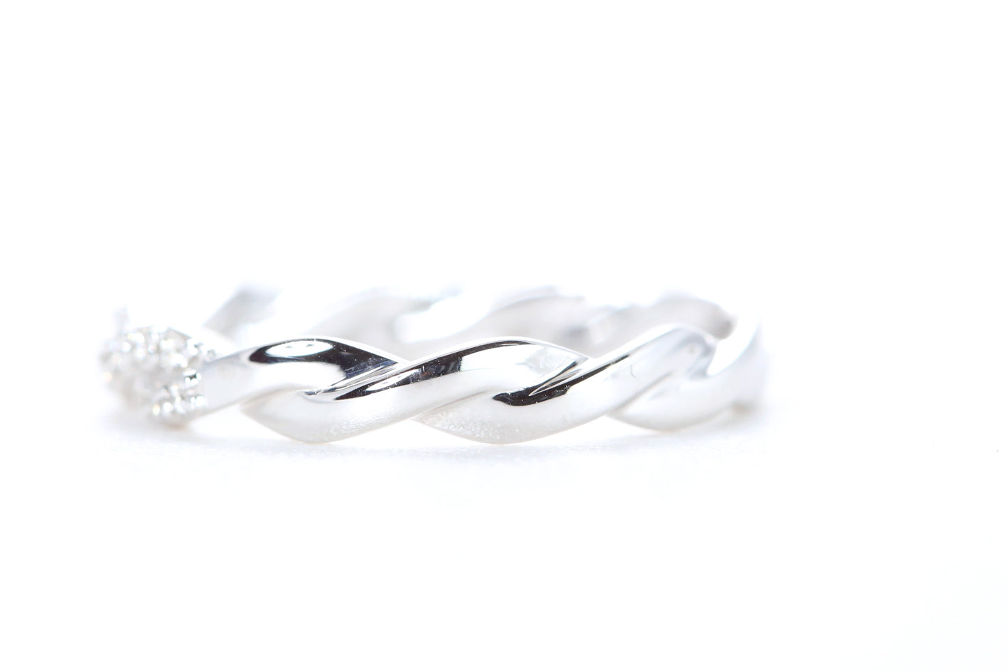 Twist Diamond Ring