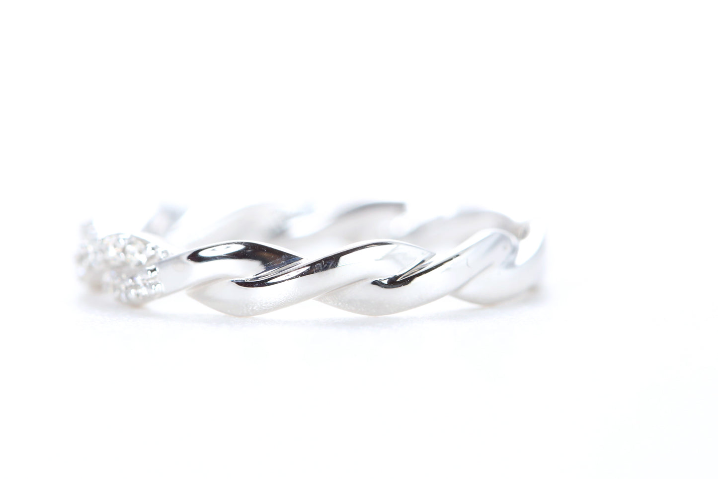 Twist Diamond Ring
