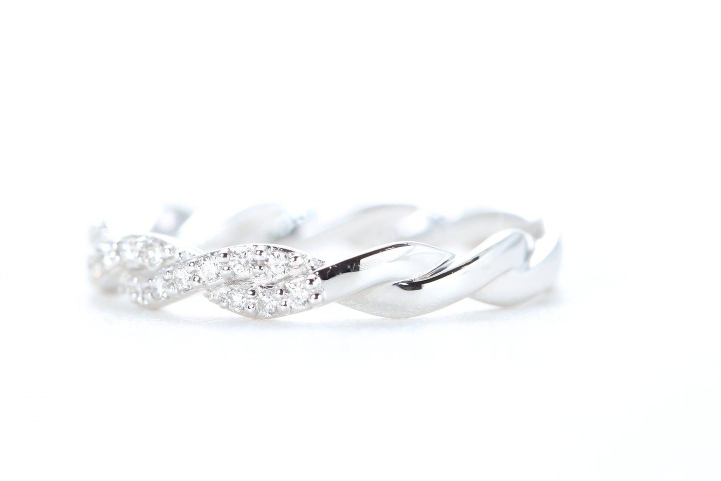 Twist Diamond Ring