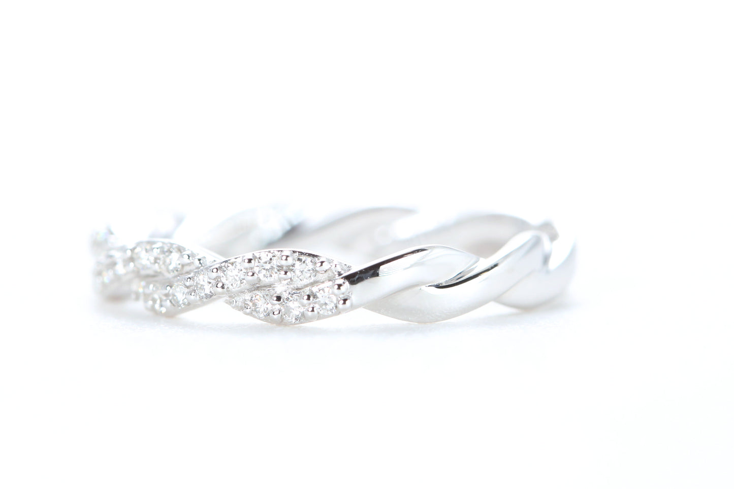 Twist Diamond Ring