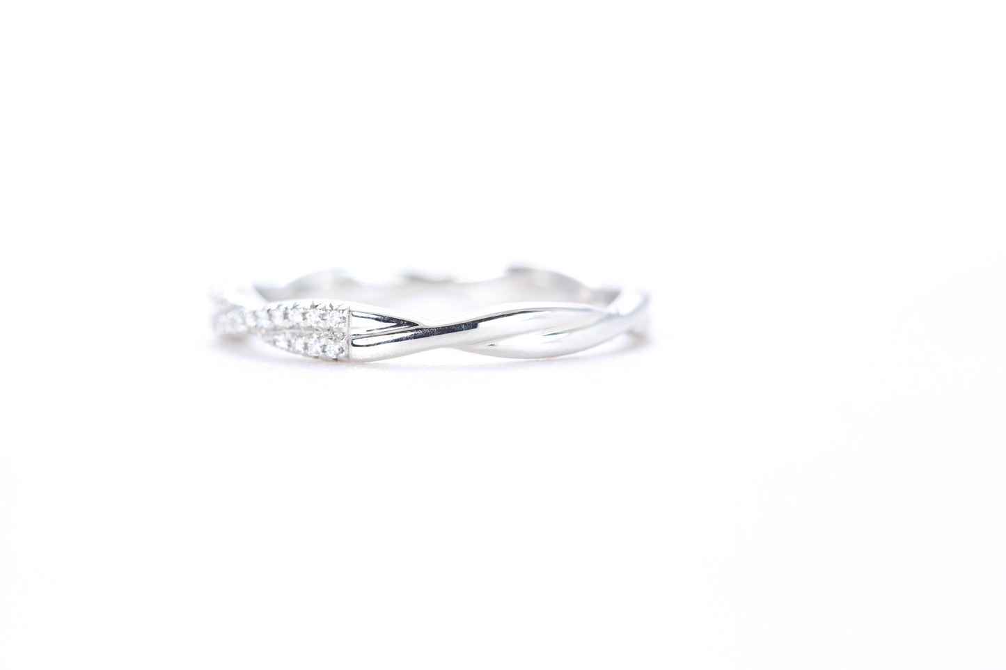 Twist Diamond Ring Platinum