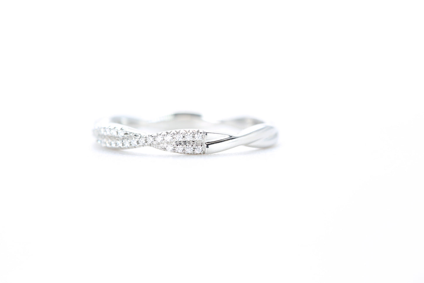 Twist Diamond Ring Platinum