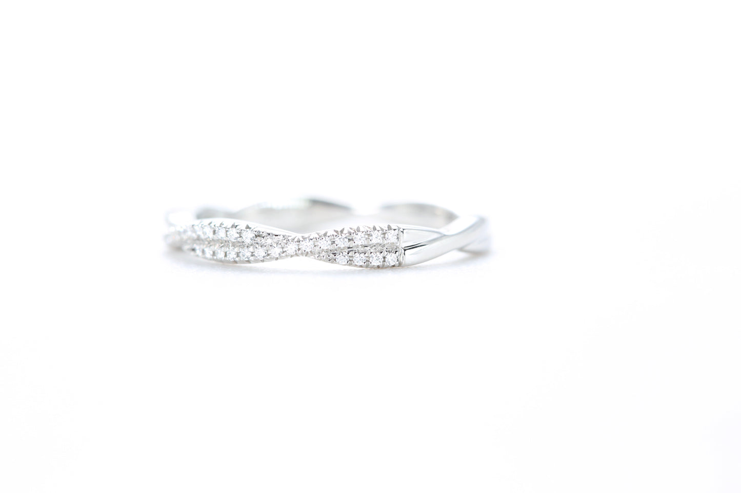 Twist Diamond Ring Platinum