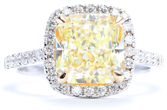 Fancy Light Yellow Diamond Ring