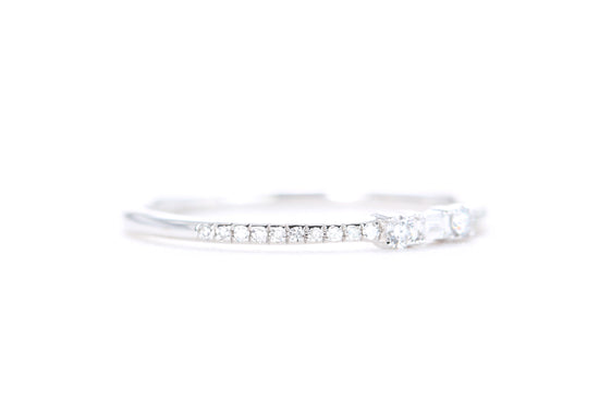 Baguette and Round Brilliant Pavé Diamond Ring