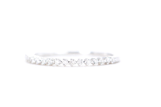 Delicate Diamond Ring 1/10 Carat in 18K White Gold