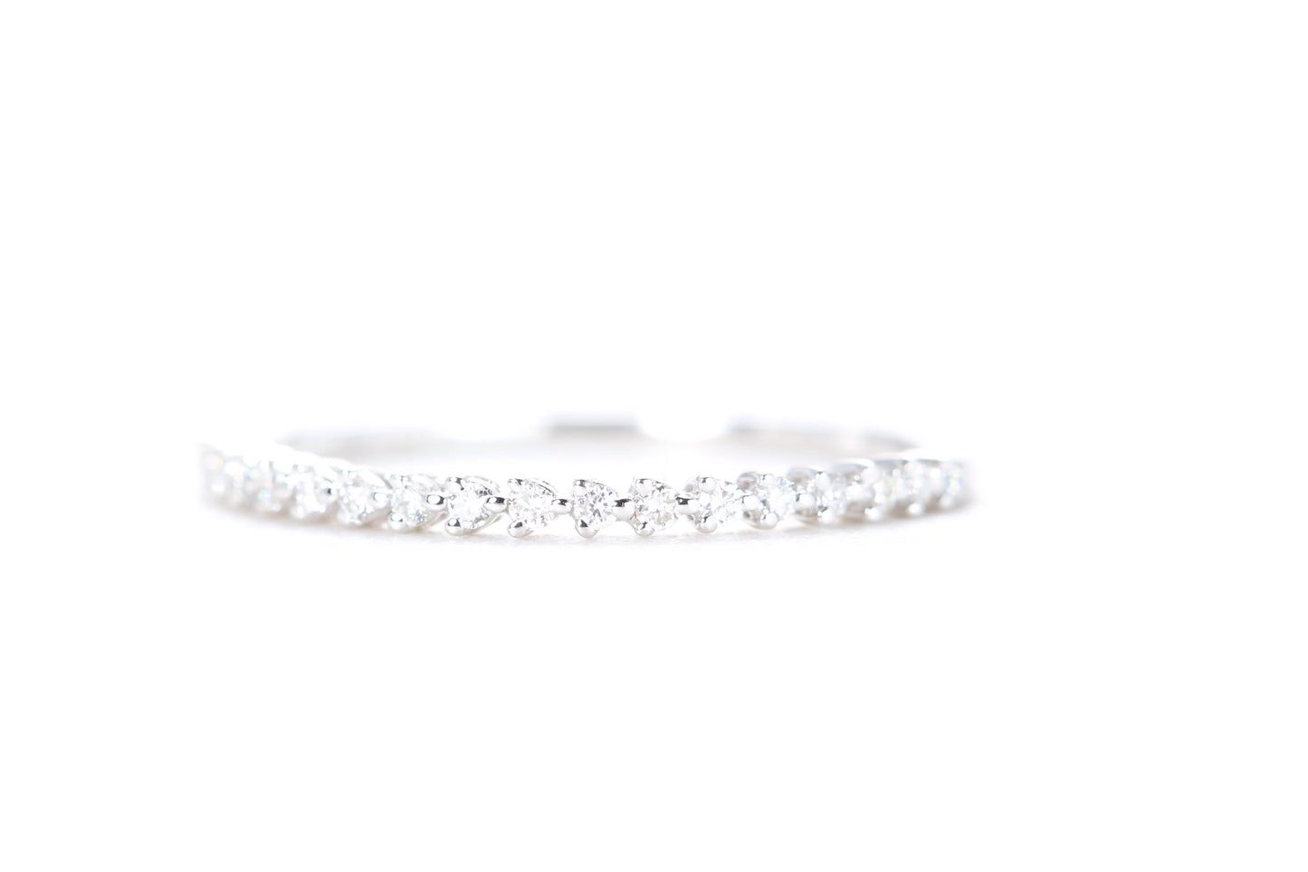 Load image into Gallery viewer, Delicate Diamond Ring 1/10 Carat in 18K White Gold
