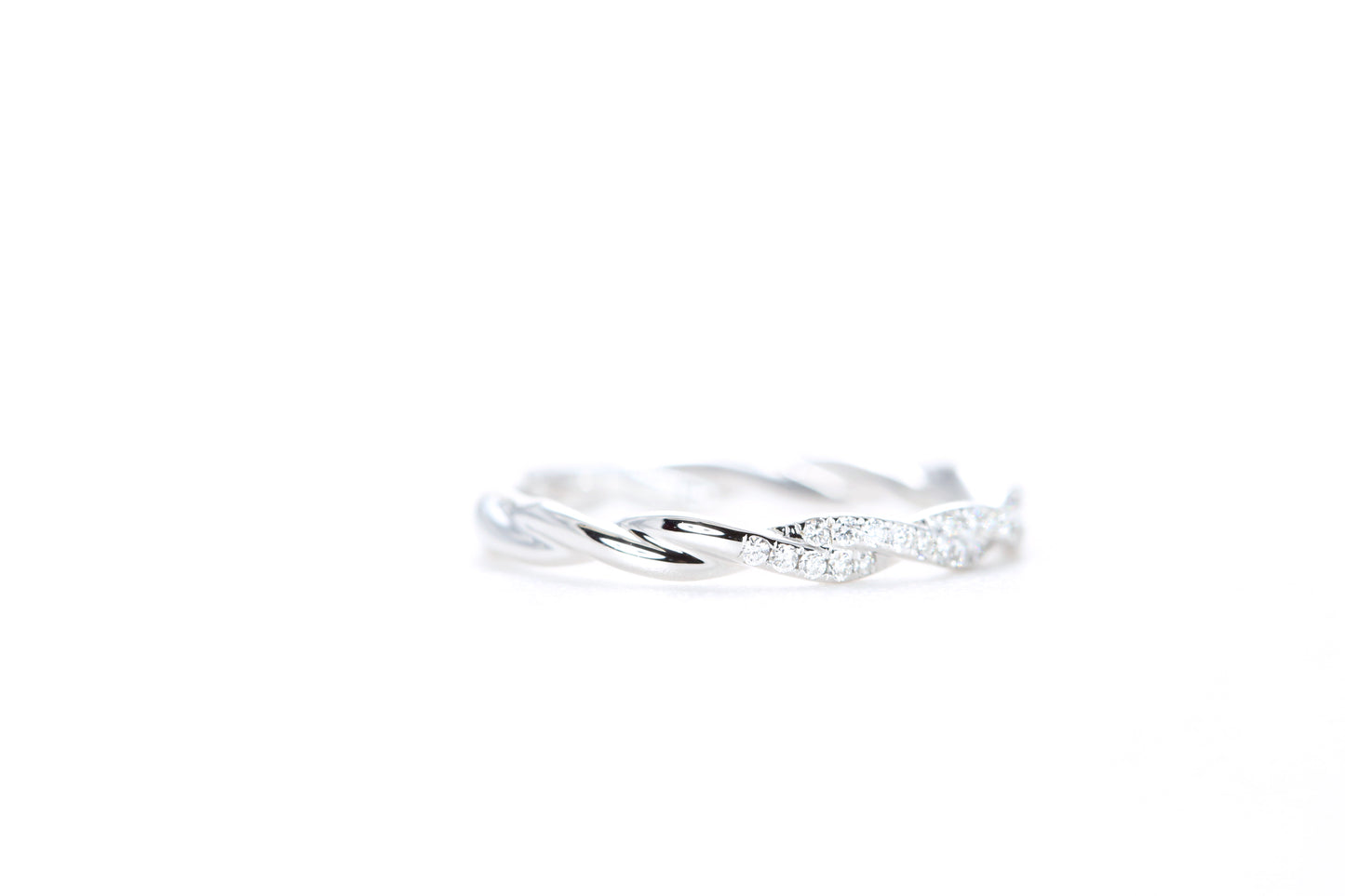 Delicate Twist Diamond Ring