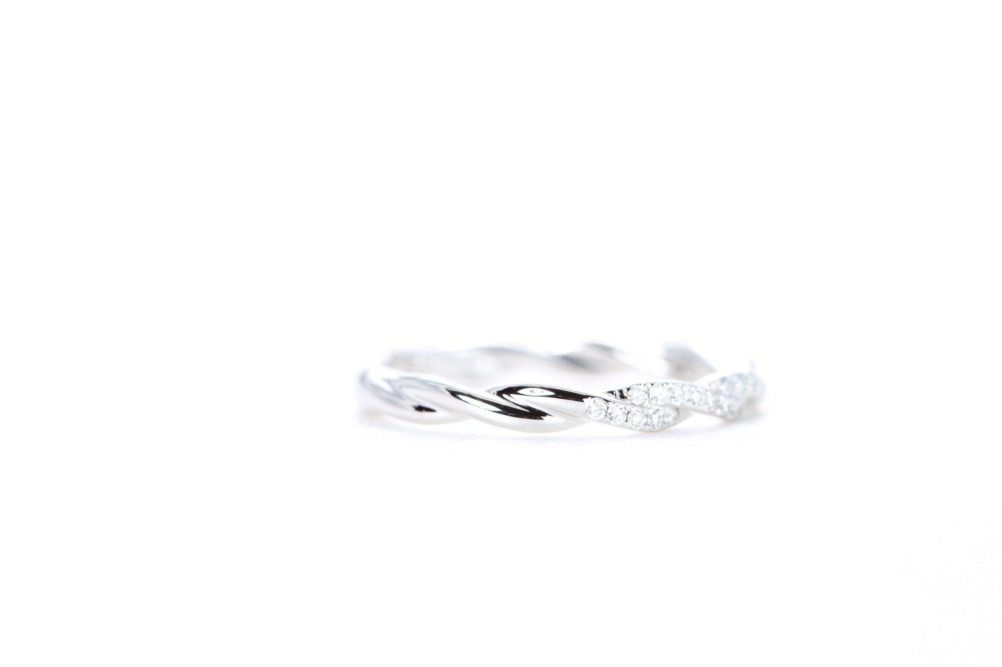 Delicate Twist Diamond Ring