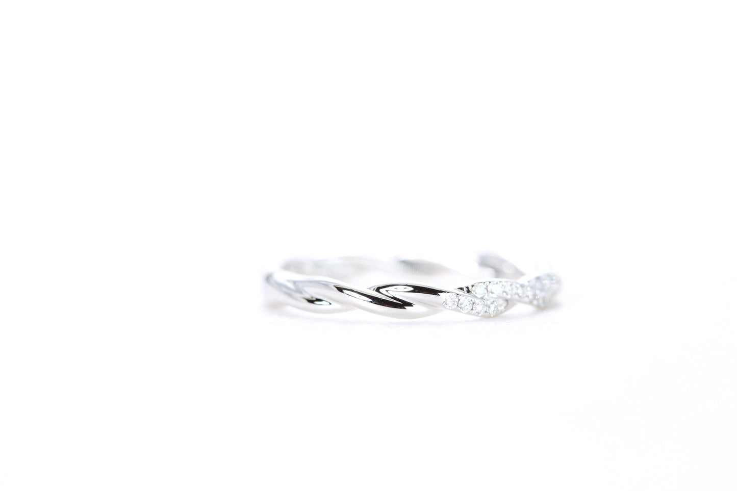 Delicate Twist Diamond Ring