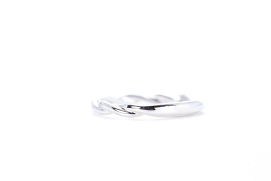 Delicate Twist Diamond Ring