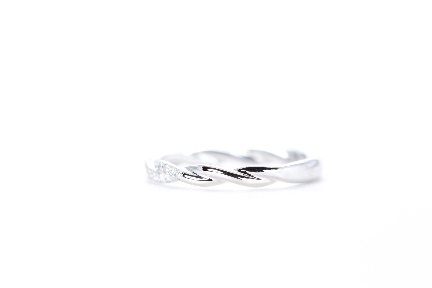 Delicate Twist Diamond Ring