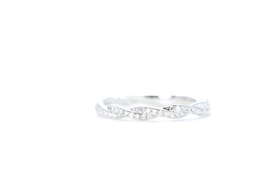 Delicate Twist Diamond Ring