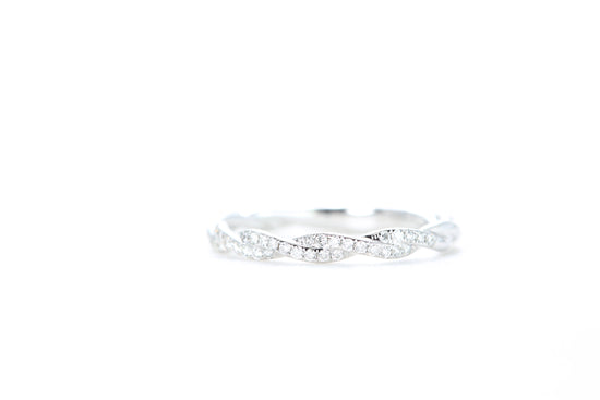 Delicate Twist Diamond Ring