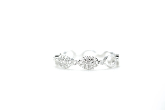 Load image into Gallery viewer, Marquise Shaped Diamond Ring
