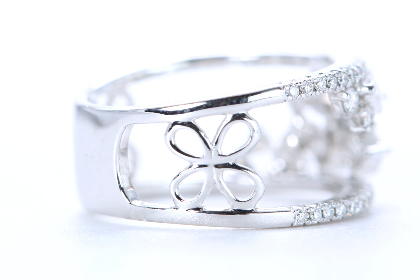 Floral Diamond Ring White Gold