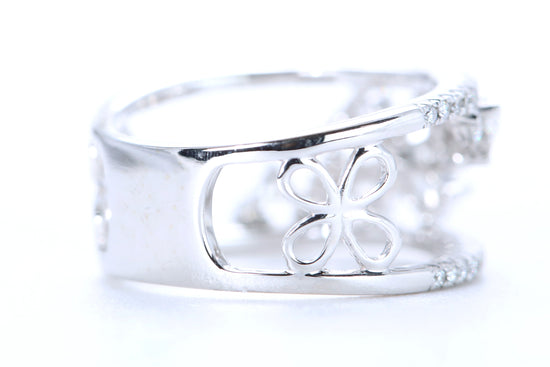 Floral Diamond Ring White Gold