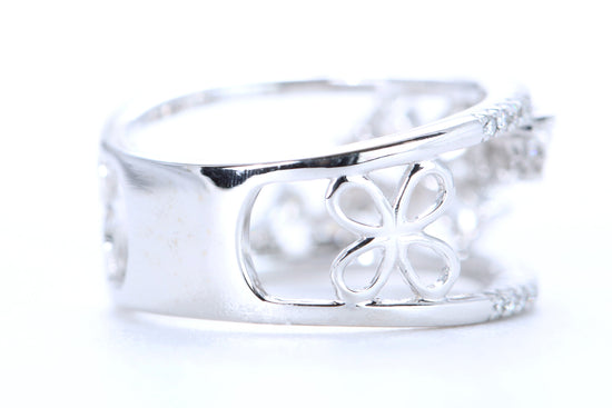 Floral Diamond Ring White Gold