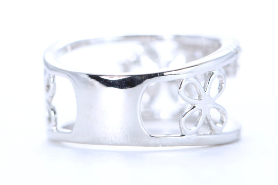 Floral Diamond Ring White Gold