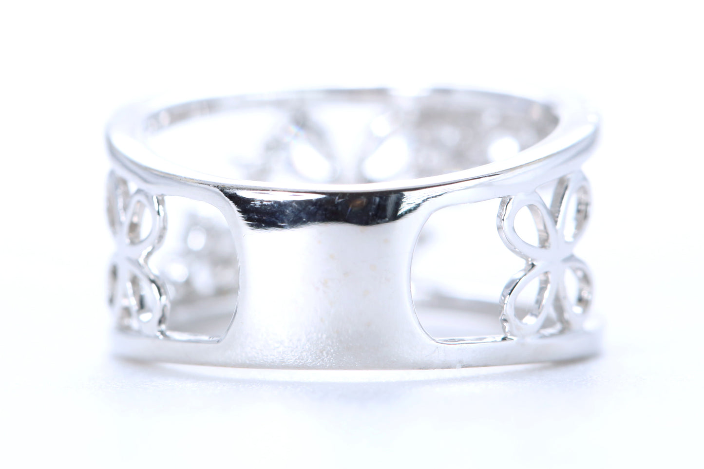 Floral Diamond Ring White Gold