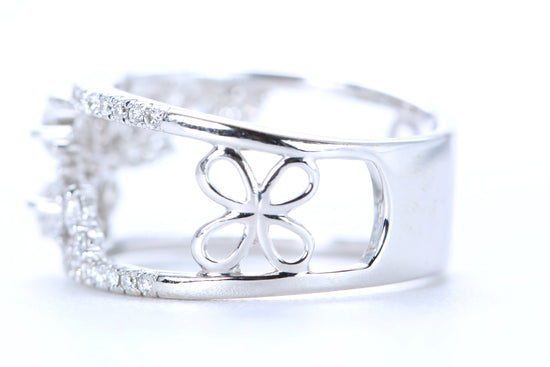 Floral Diamond Ring White Gold