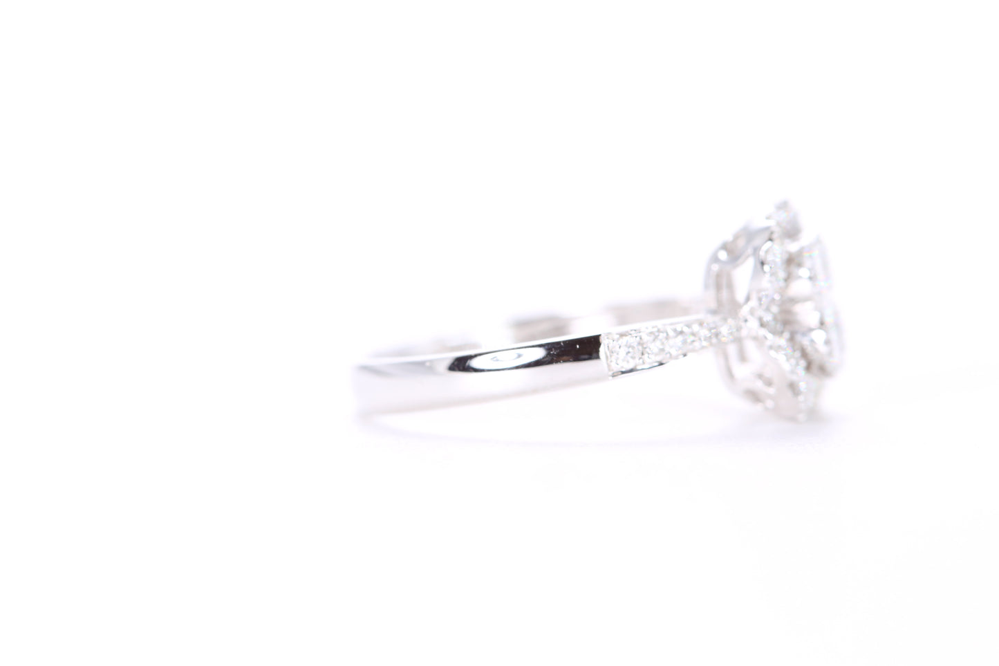Flower Shaped Diamond Ring