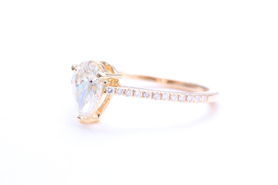 3/4 Carat Pear Shaped Engagement Ring