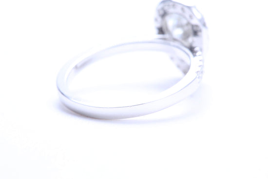 One Carat Pear Shaped Engagement Ring