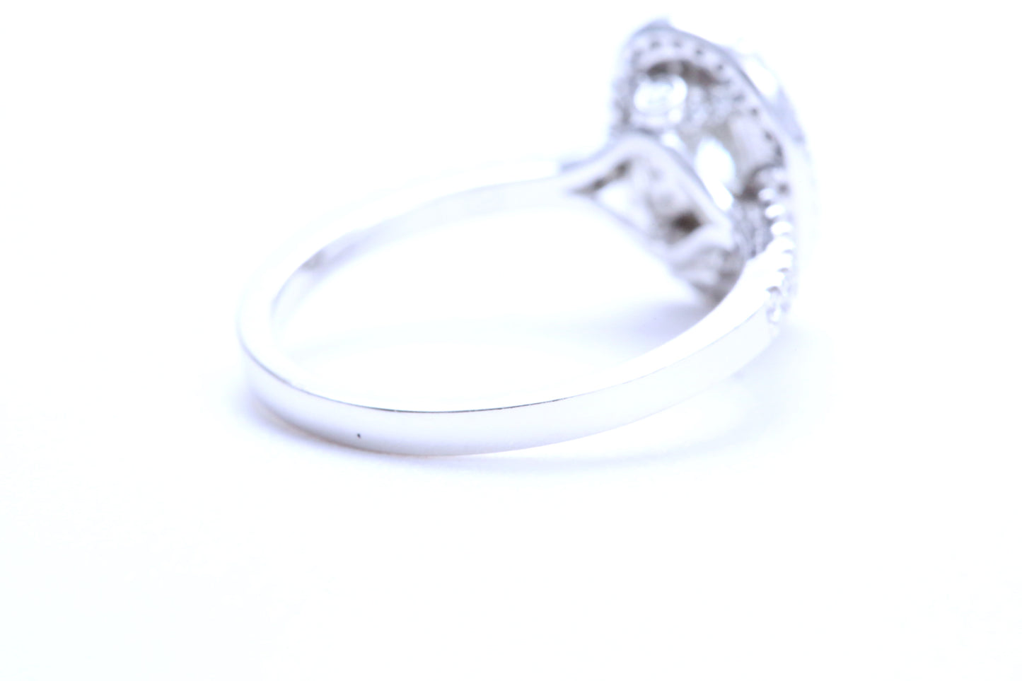 3/4 Carat Oval Shaped Engagement Ring