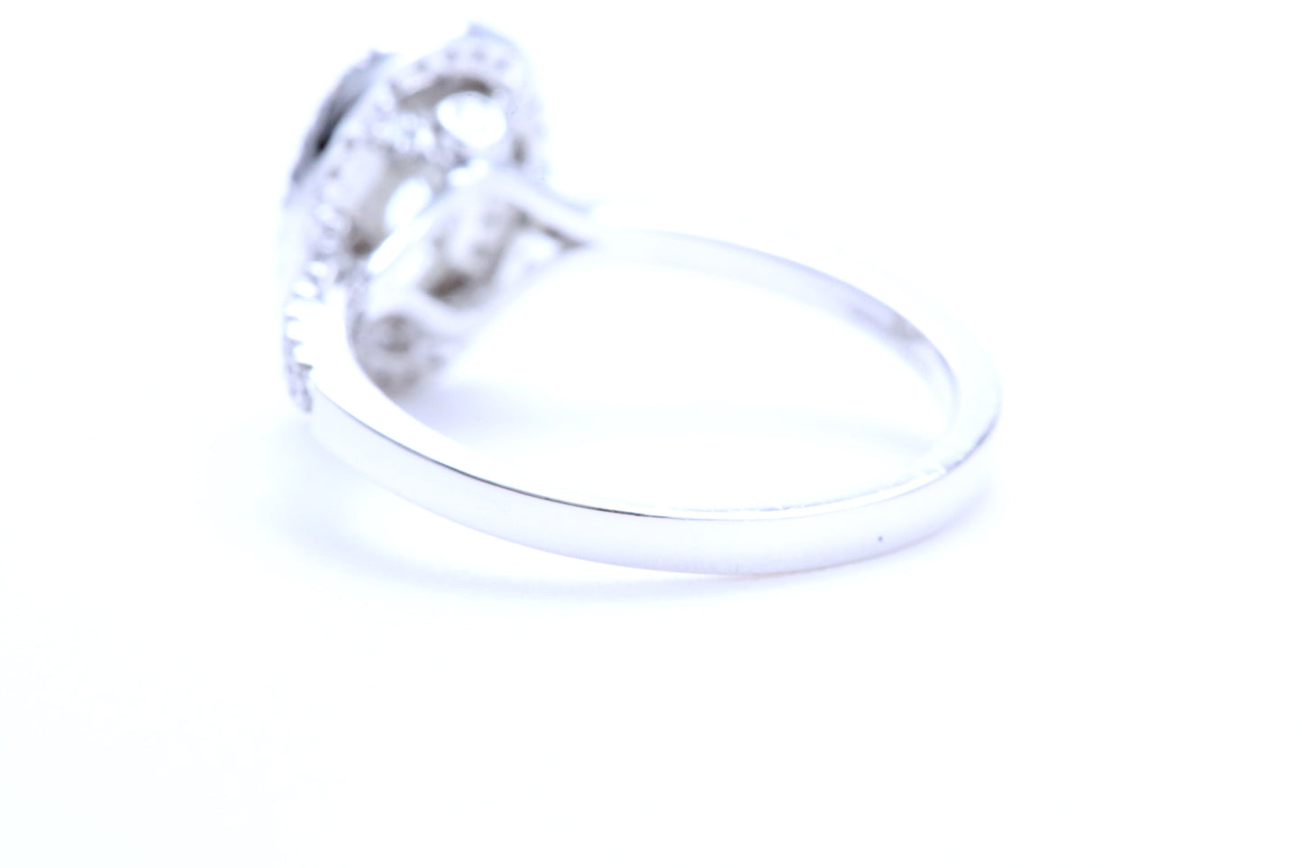 3/4 Carat Oval Shaped Engagement Ring