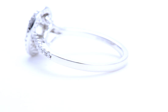 3/4 Carat Oval Shaped Engagement Ring