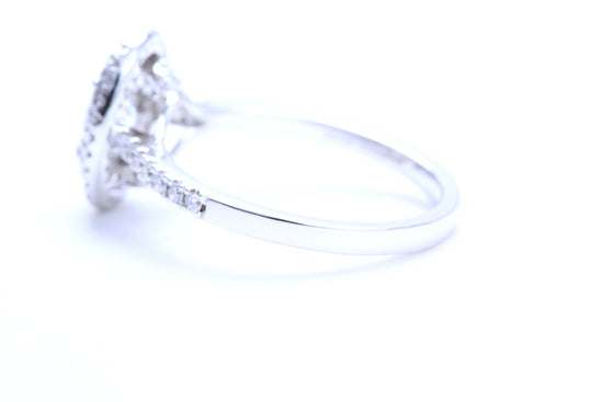 3/4 Carat Oval Shaped Engagement Ring