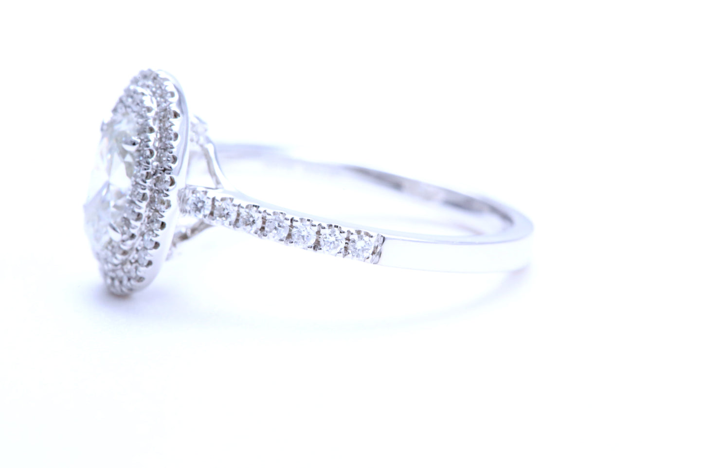 3/4 Carat Oval Shaped Engagement Ring