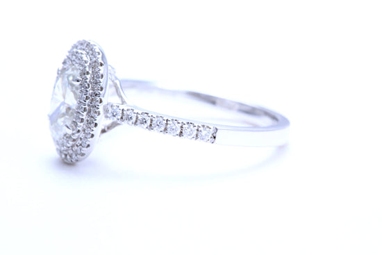 3/4 Carat Oval Shaped Engagement Ring