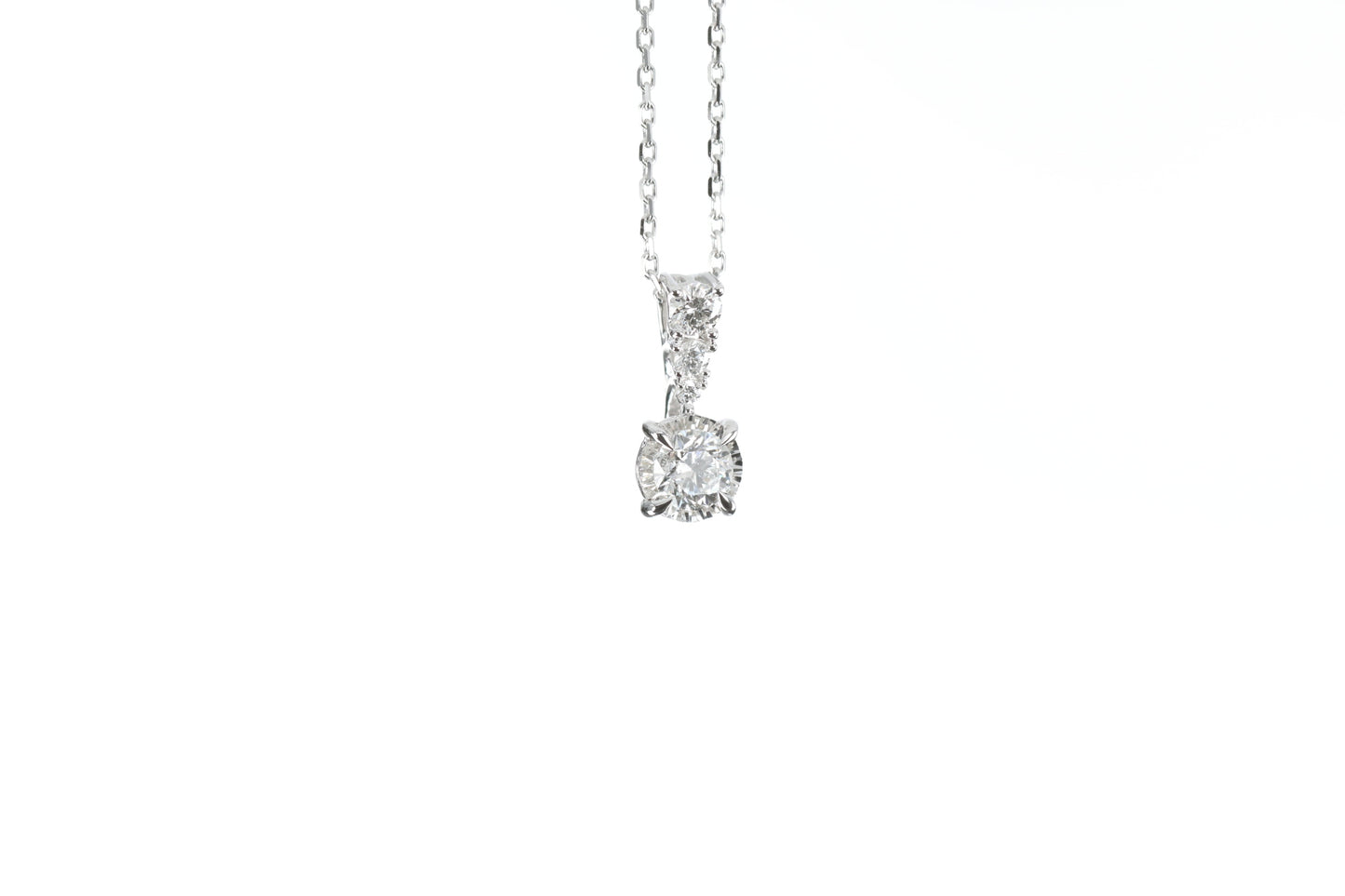 Classic Diamond Pendant