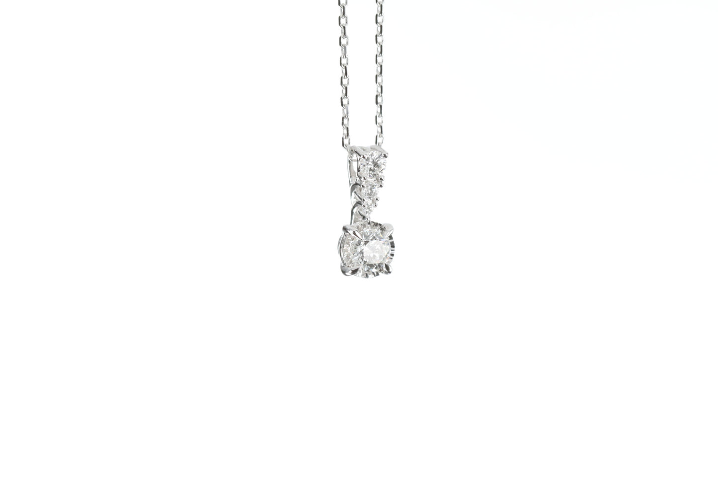 Classic Diamond Pendant