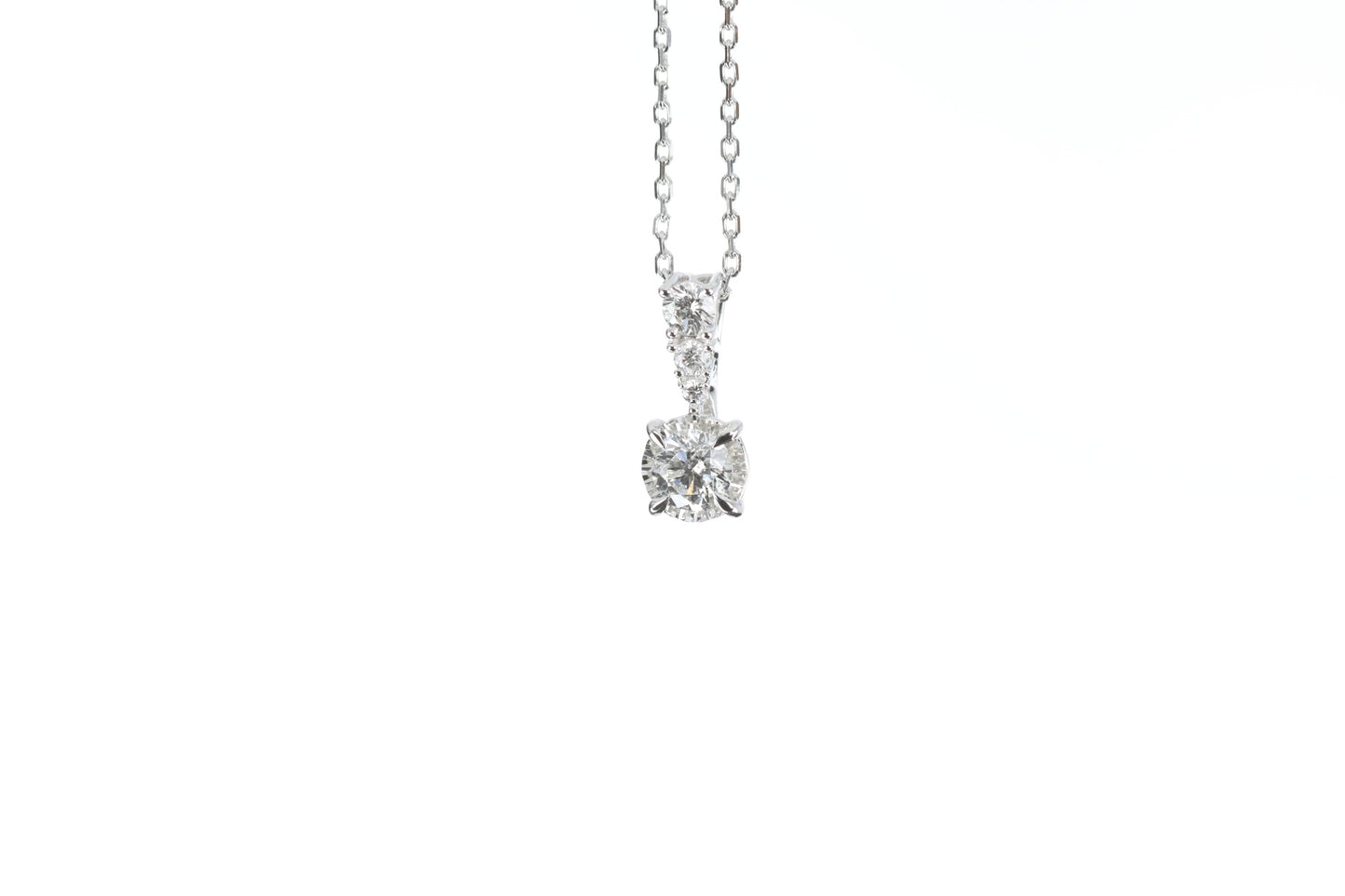 Classic Diamond Pendant