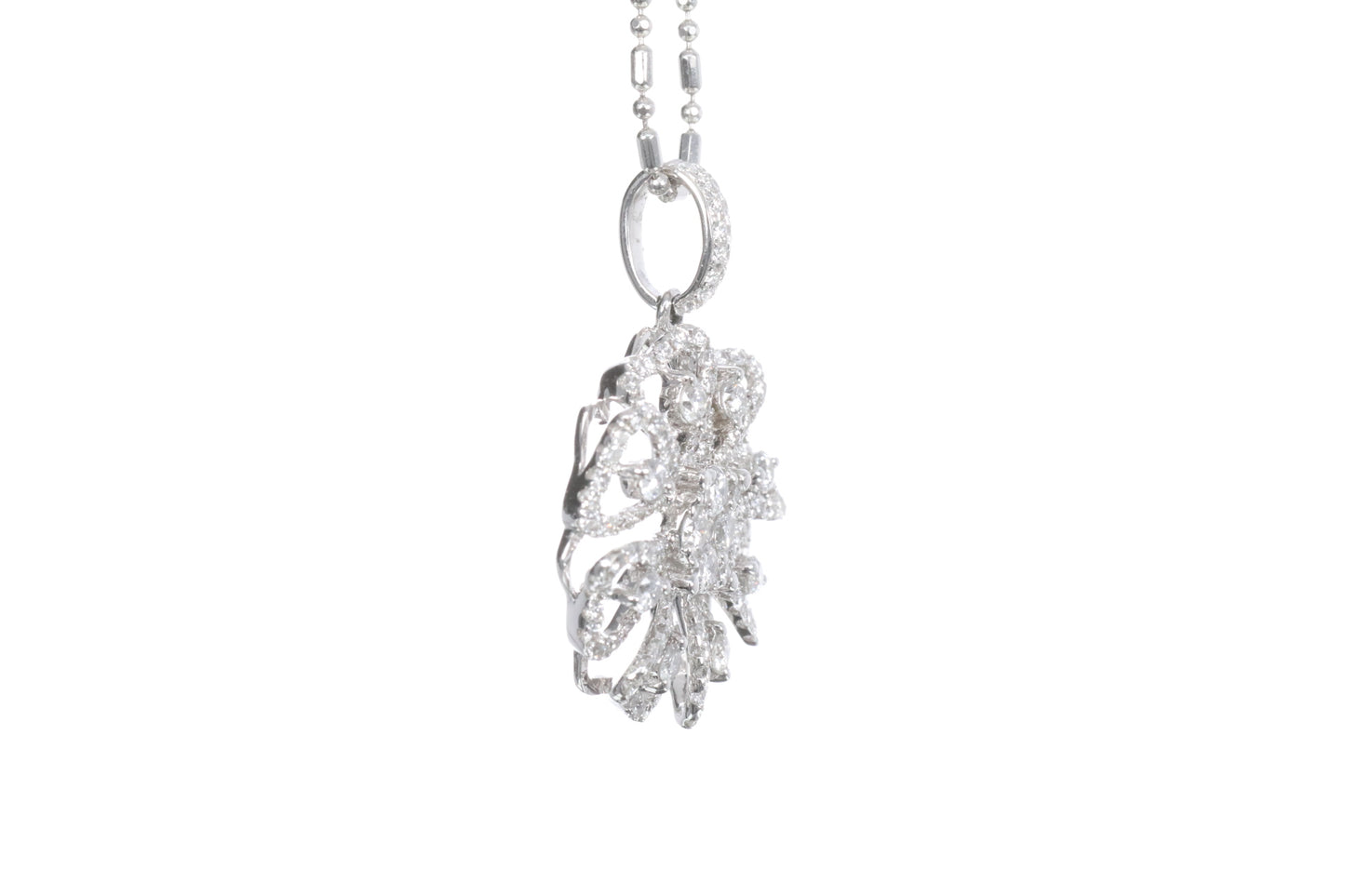 Daisy Diamond Pendant