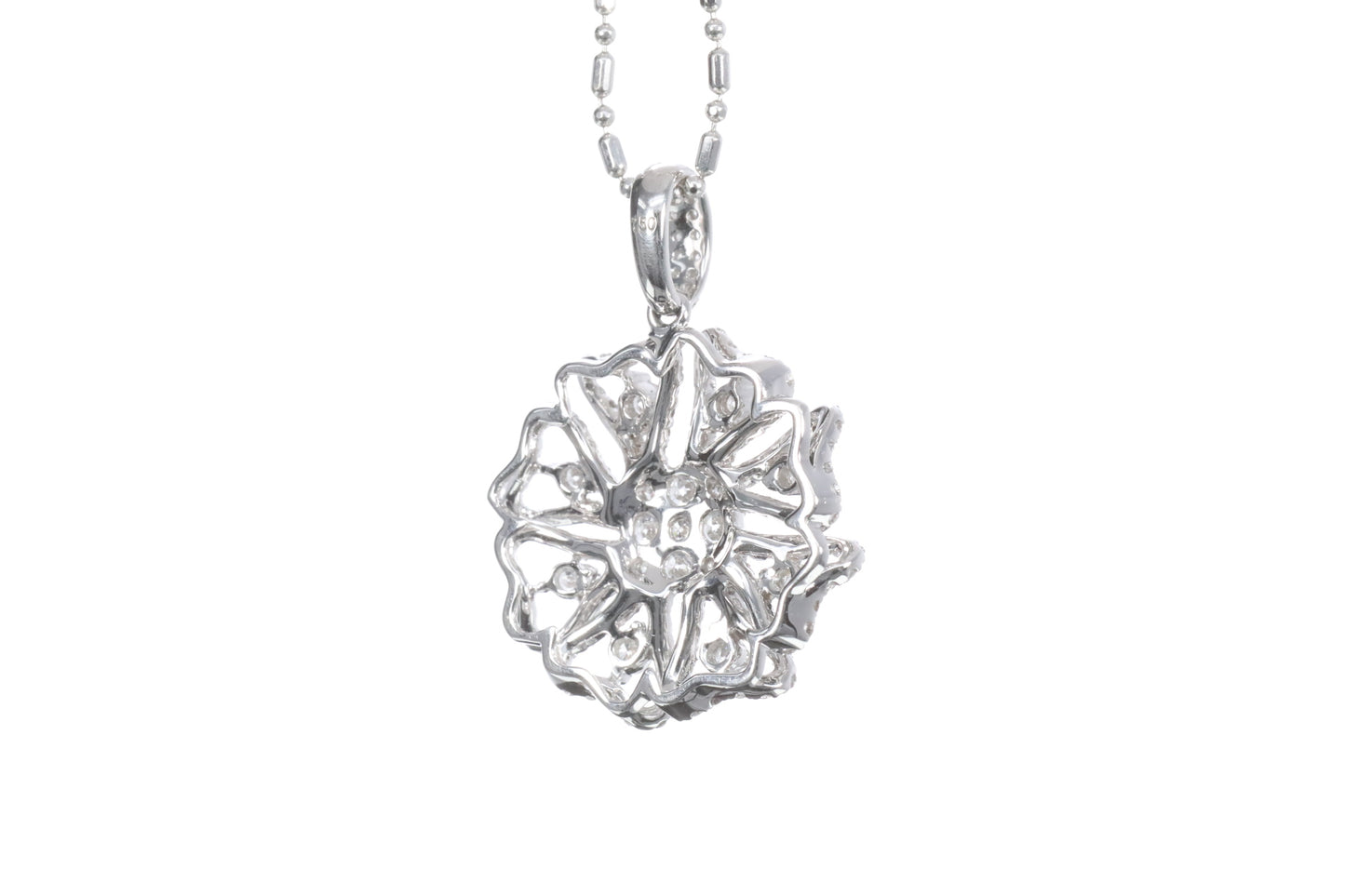 Daisy Diamond Pendant