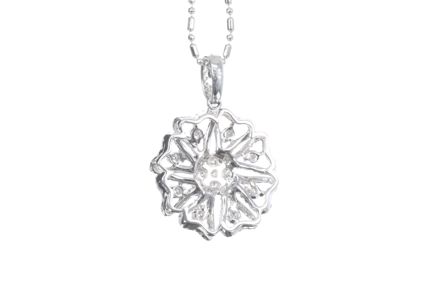 Daisy Diamond Pendant