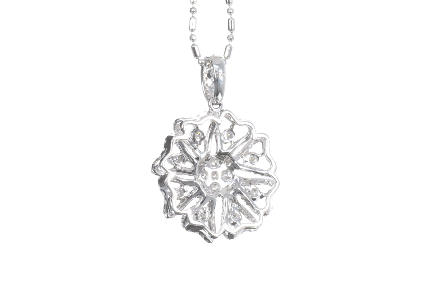 Daisy Diamond Pendant