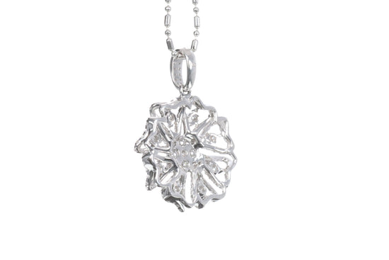 Daisy Diamond Pendant