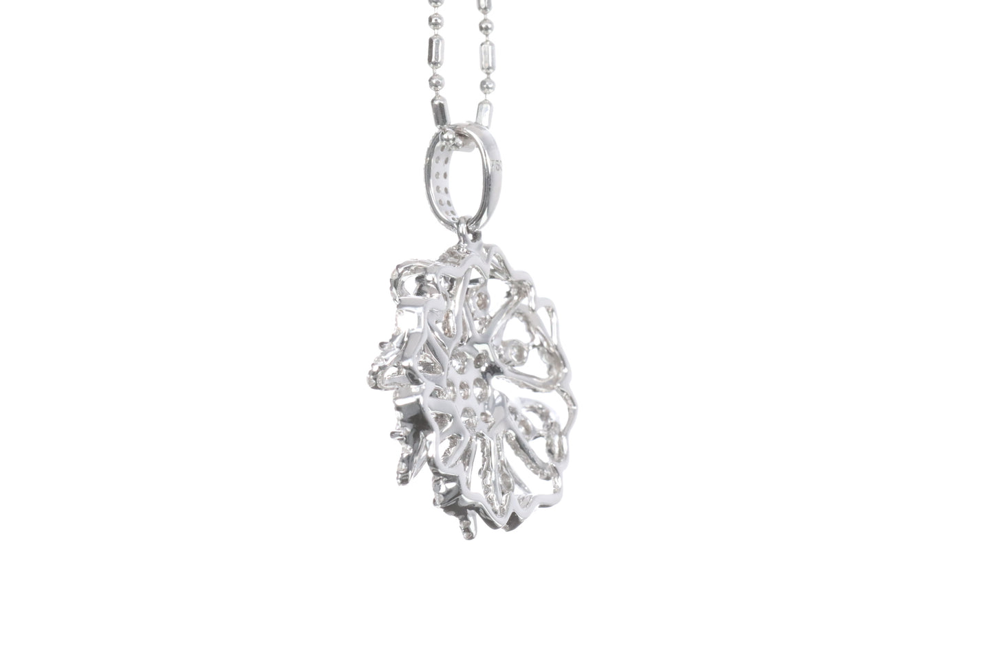 Daisy Diamond Pendant