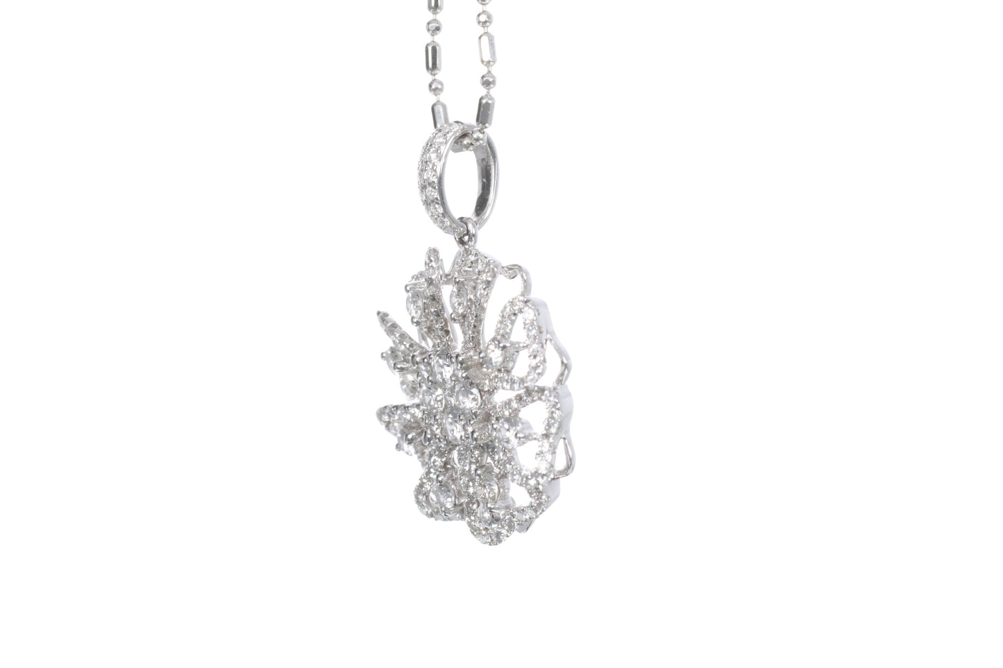 Daisy Diamond Pendant