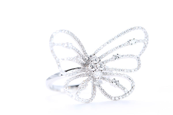 複雜鑽石蝴蝶戒指
