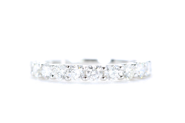 Pavé Diamond Ring One Carat in Platinum