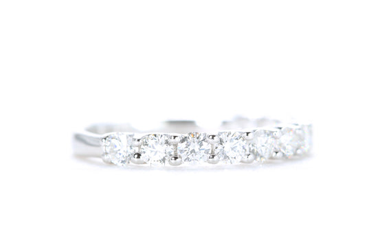 Load image into Gallery viewer, Pavé Diamond Ring One Carat in Platinum
