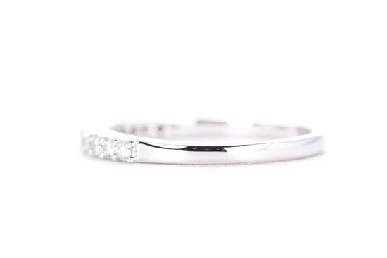 Round Brilliant Diamond Band