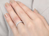 14K 白金極簡主義密釘鑽石戒指，總重量 1.00 克拉